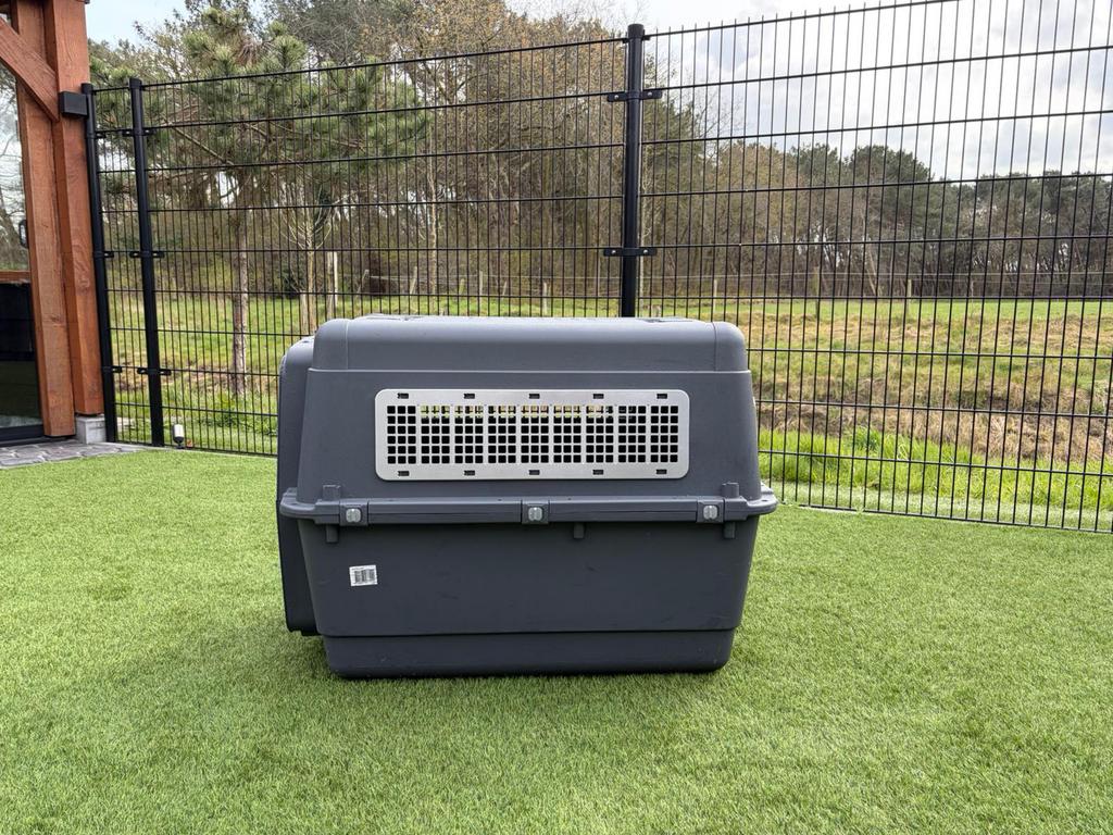 Hondenbench / transportkennel 83(l) x 57(b) x 70(h), Ophalen, Gebruikt