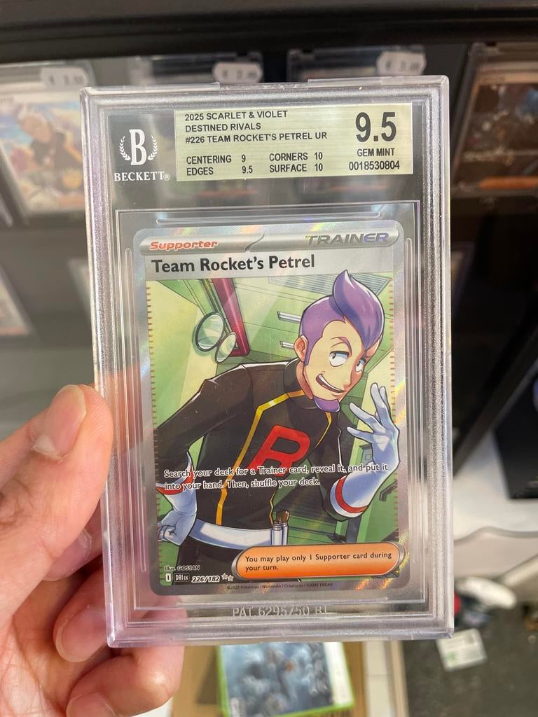 Team Rocket's Petrel DRI 226/182 BGS 9.5 Gem Mint, Ophalen of Verzenden, Zo goed als nieuw, Losse kaart