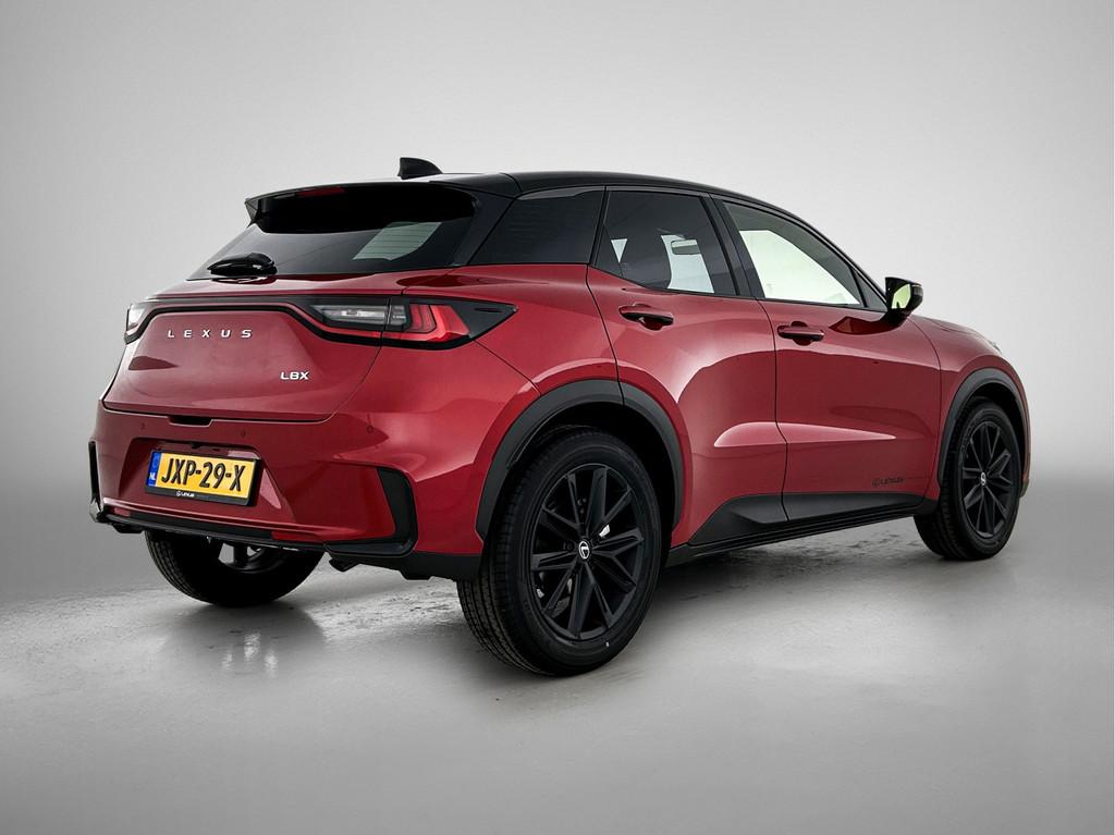 Lexus LBX 35th Edition | Bi-Tone Premium Metallic | 18" Mat, Auto's, Lexus, 12 maanden, 136 pk, 650 kg, Inductieladen voor smartphones