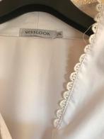Mooie klassieke witte blouse helemaal nieuw. Maat 42, Kleding | Heren, Trouwkleding en Trouwaccessoires, Ophalen of Verzenden