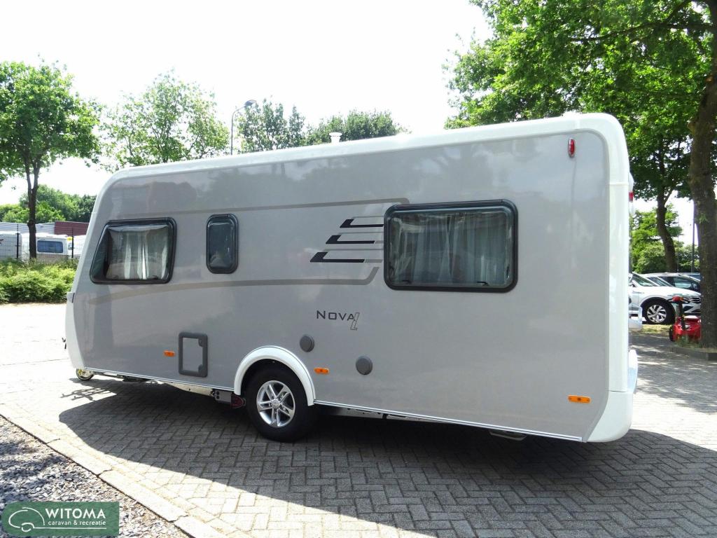Eriba Nova Light 442 Dit voorjaar op vakantie!, Caravans en Kamperen, Caravans, Standaardzit, Schokbreker, Bedrijf, Overige typen