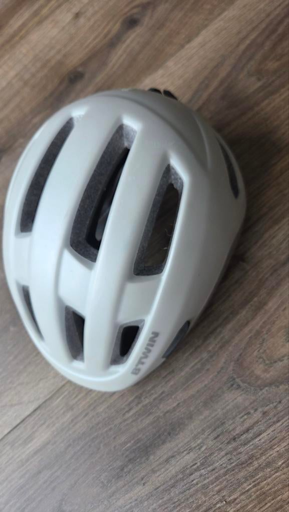 Btwin fietshelm, Ophalen of Verzenden, Gebruikt