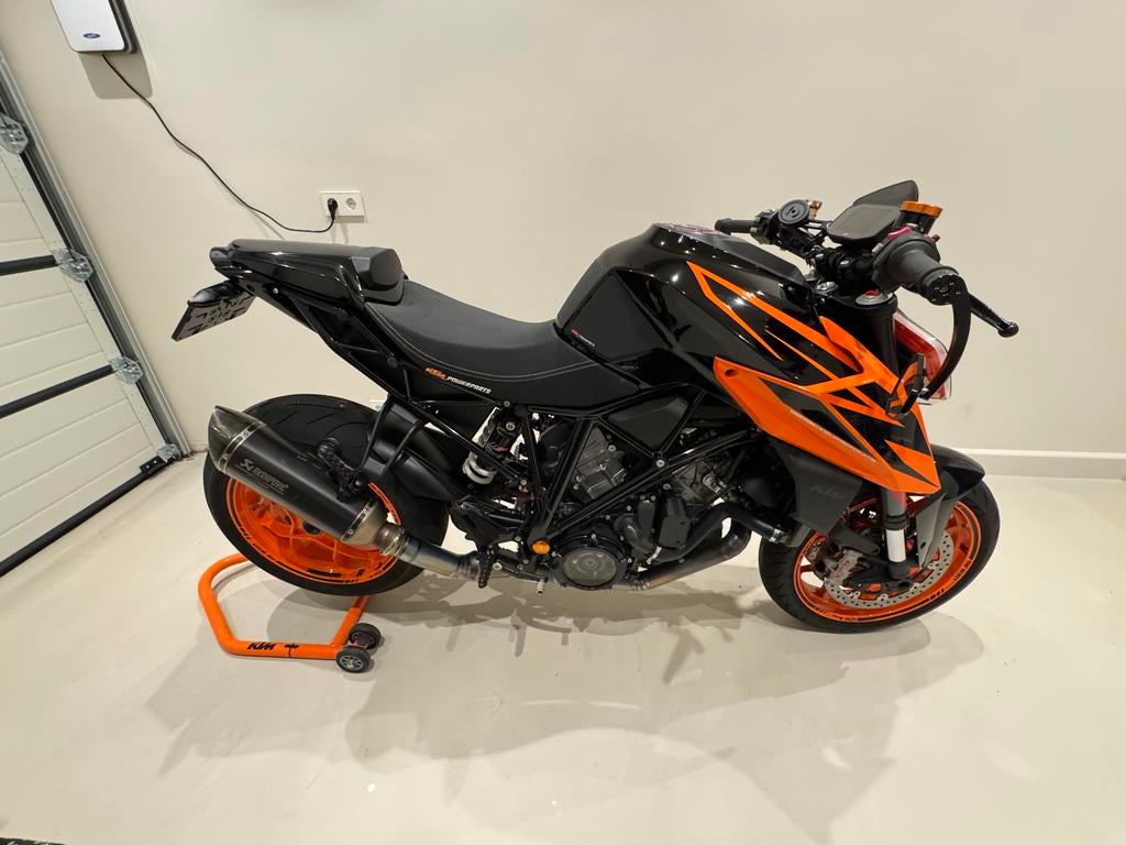 KTM 1290 Super Duke R - 18956 km - Topconditie, 2 cilinders, Motorrijbewijs A, Gebruikt, Particulier