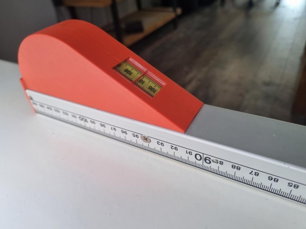 Uitschuifbare meetlint Nedo mEssfix 5mtr  ZGAN, Ophalen of Verzenden, Zo goed als nieuw