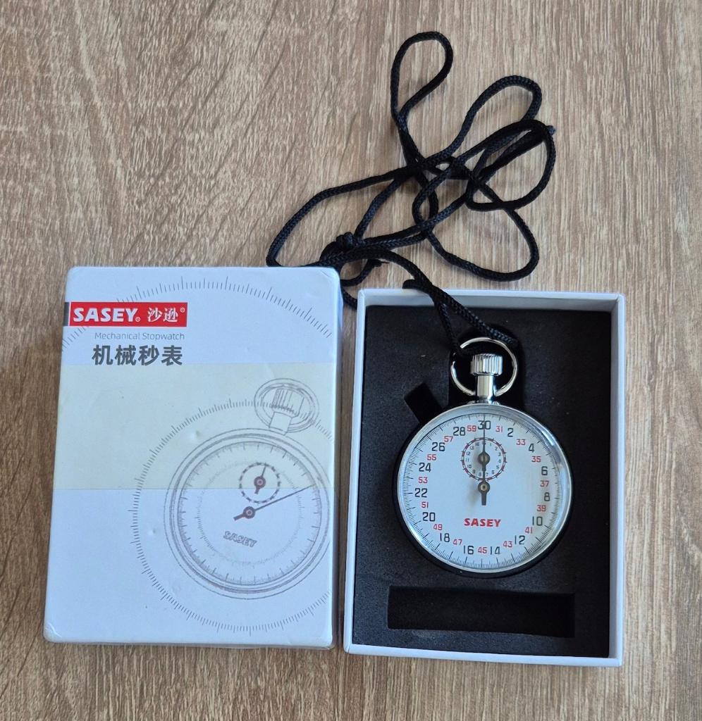 Mechanische stopwatch in doosje., Antiek en Kunst, Antiek | Klokken, Ophalen of Verzenden