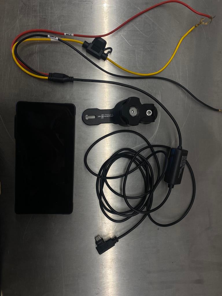 Interphone apple/android carplay, Ophalen, Zo goed als nieuw