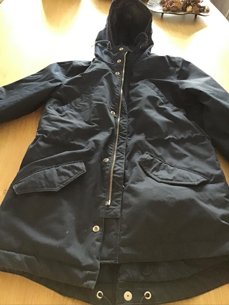 Donkerblauwe winterjas, Ophalen of Verzenden, Zo goed als nieuw, Jas