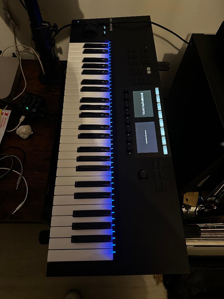 Native Instruments Komplete Kontrol S49 toetsenbord, Ophalen, Zo goed als nieuw