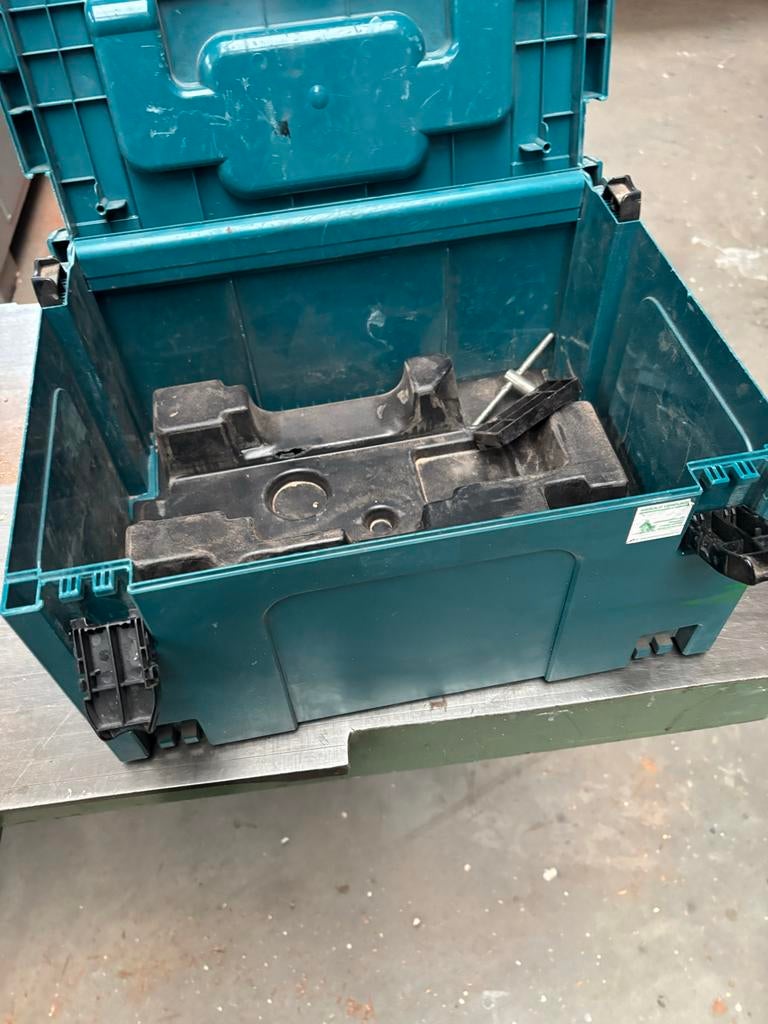 Makita accu schaafmachine body, Ophalen