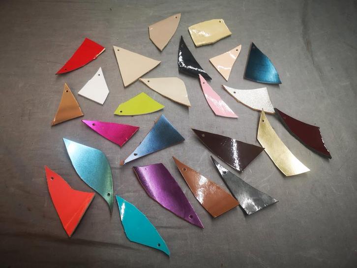 Alle getoonde tuigleer op al deze foto's kost  27, 50€, Verzamelen, Overige Verzamelen, Ophalen