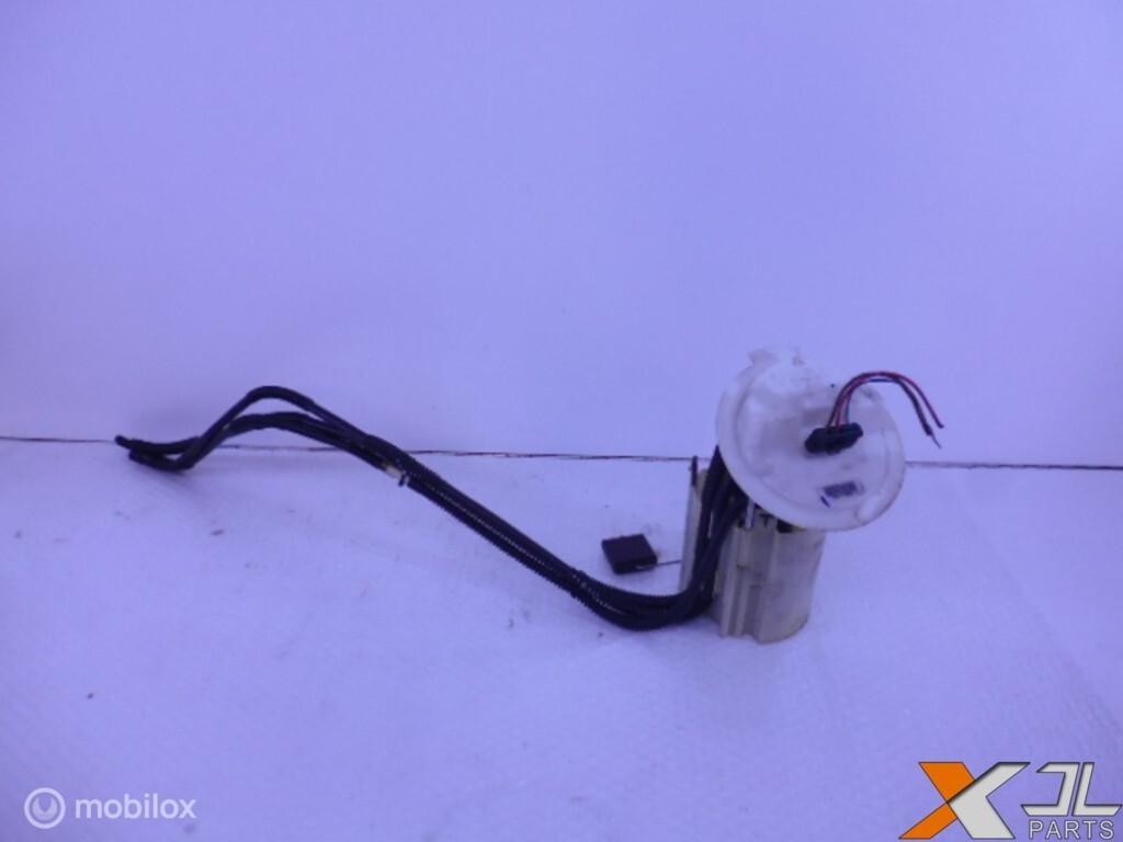 C-KLASSE W204 BRANDSTOFPOMP TANKVLOTTER RE A2044700594, Auto-onderdelen, Gebruikt, Ophalen of Verzenden