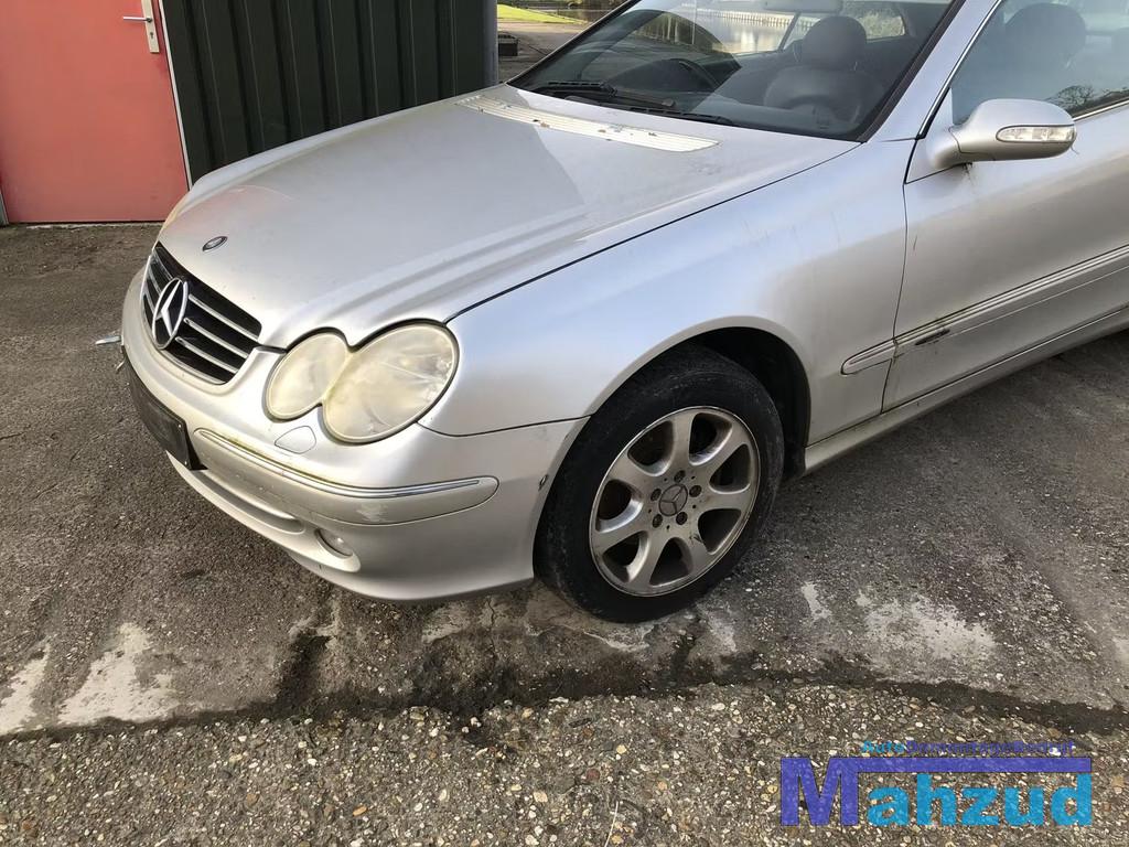 MERCEDES CLK C209 GRIJS 744 koplampen links zijscherm voorsc, Auto-onderdelen, Carrosserie en Plaatwerk, Mercedes-Benz, Voor, Links