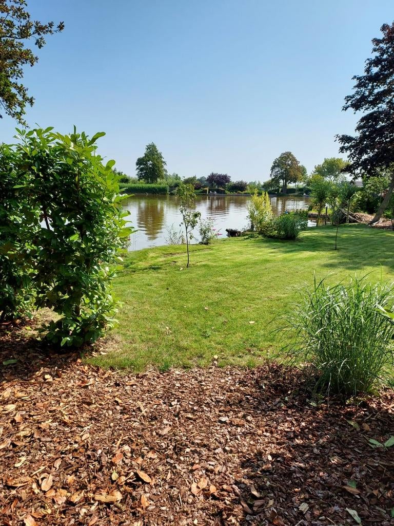 Prive eiland te koop in natuurgebied de reeuwijkse plassen