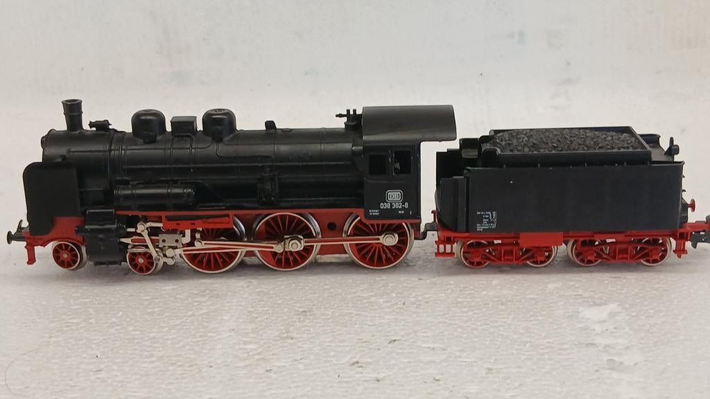 Marklin H0 - Stoomlocomotief met tender. Delta digitaal., Hobby en Vrije tijd, Modeltreinen | H0, Wisselstroom, Locomotief, Ophalen of Verzenden