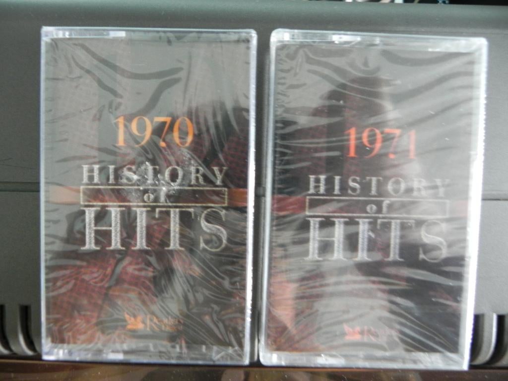 TE KOOP; 2 MUSICASSETTES  HISTORY OF HITS 1970 EN 1971, Ophalen, 2 t/m 25 bandjes, Origineel, Pop