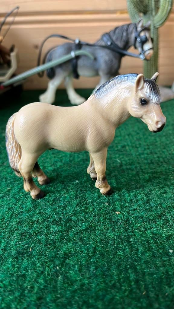 Schleich fjorden ruin, Verzamelen, Dierenverzamelingen, Ophalen of Verzenden, Zo goed als nieuw, Paard, Beeldje of Figuurtje