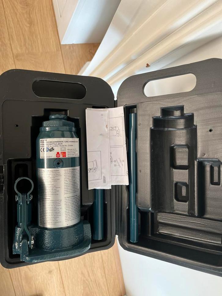 Hydraulische Fleskrik 6000 KG - nieuw, Auto diversen, Krikken, Zo goed als nieuw, Potkrik, Hydraulisch, Ophalen of Verzenden