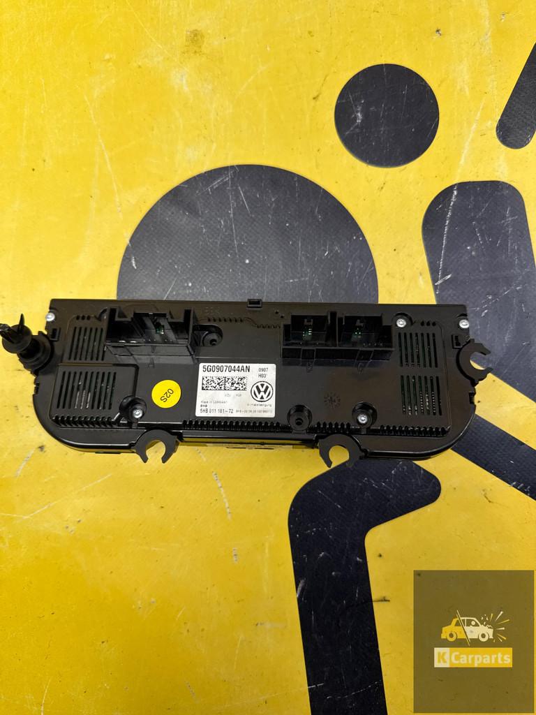 Golf 7 Kachel Bedienings Panelen 5G0907044AN, Auto-onderdelen, Gebruikt, Volkswagen, Volkswagen AG, Berliner Ring 2
38440  Wolfsburg, DE