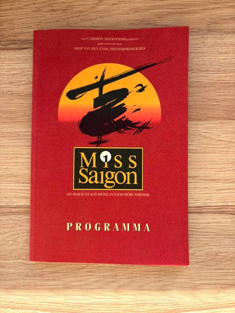 Programmaboekje | musical Miss Saigon | 1988, Boeken, Ophalen of Verzenden, Zo goed als nieuw, Ballet of Musical