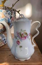 Antieke theepot met bloemetjes (gereserveerd land), Ophalen of Verzenden