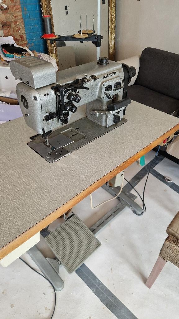 Naaimachine, Ophalen of Verzenden, Zo goed als nieuw, Naaimachine, Overige merken