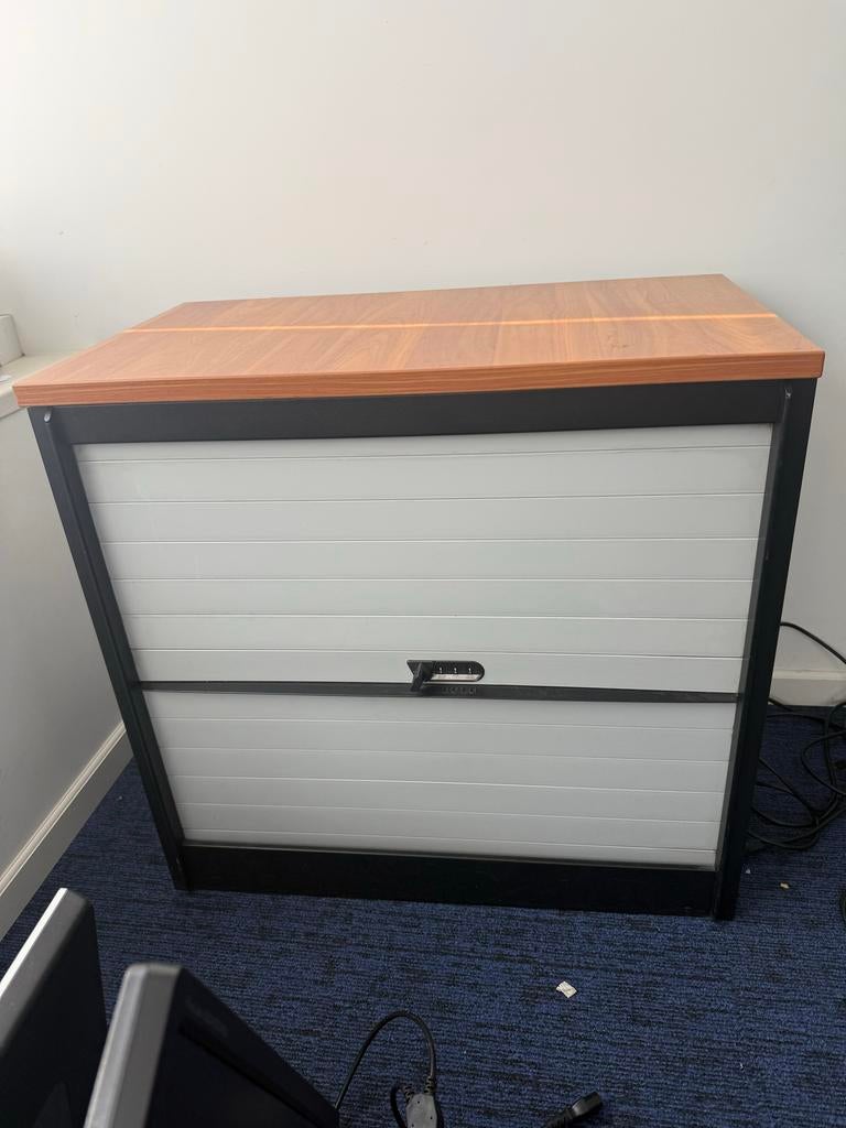 Archiefkast met rolluik en lade - Hout en metaal, Gebruikt, 50 tot 100 cm, Minder dan 100 cm, 25 tot 50 cm