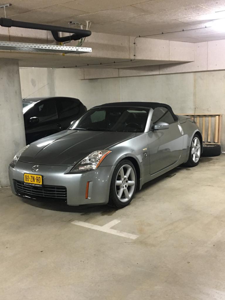 Nissan 350Z 2004 wordt verkocht met nieuwe APK, Auto's, Nissan, 350Z, Achterwielaandrijving, Zwart, Cabriolet