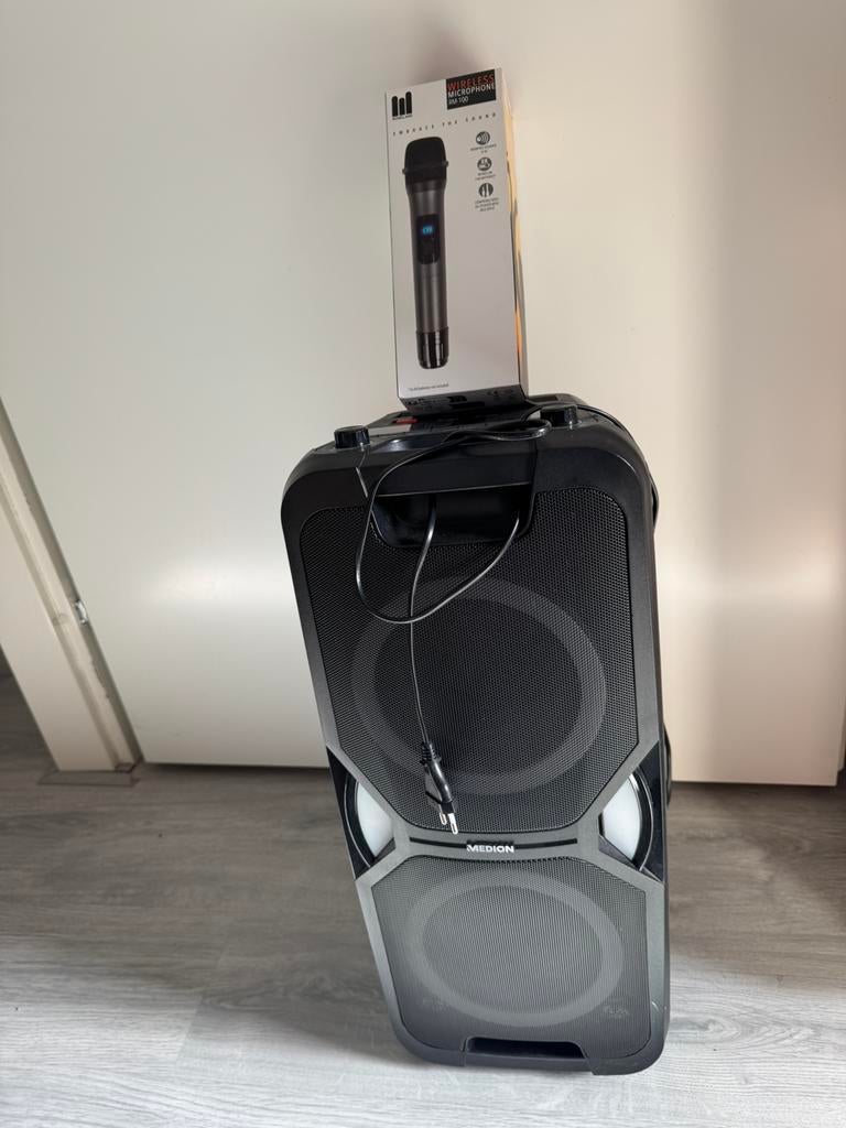 Medion bluetooth party soundsysteem, Ophalen, Zo goed als nieuw