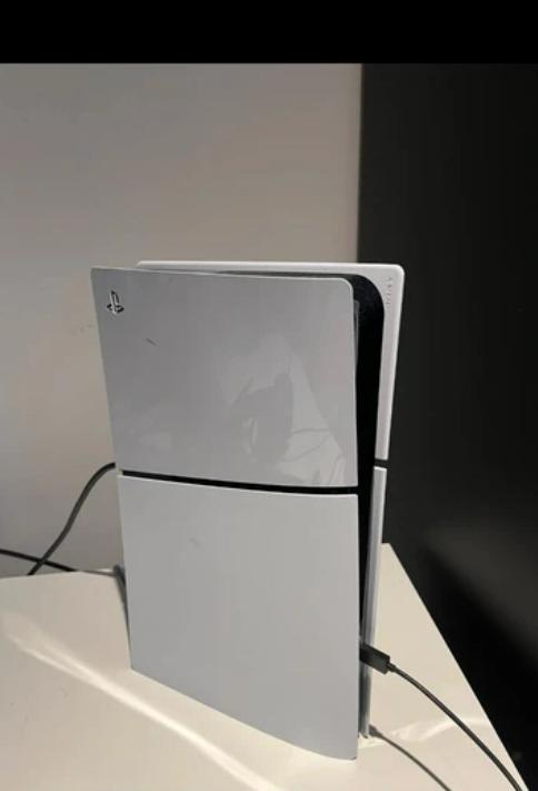 PlayStation 5 Digital Edition (500 GB) + 1 controller, Spelcomputers en Games, Spelcomputers | Sony PlayStation 5, Ophalen, Zo goed als nieuw