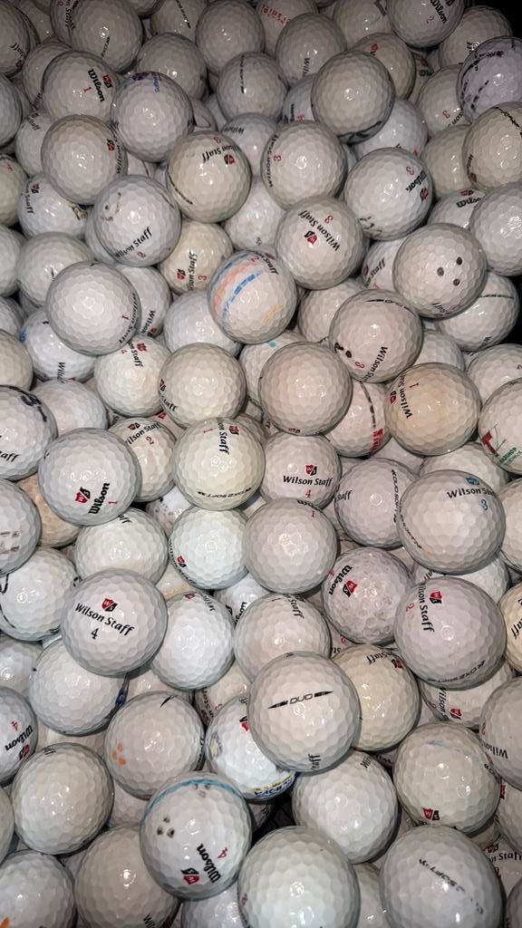 Wilson staff dx2 soft golfballen 100 stuks, Sport en Fitness, Golf, Ophalen of Verzenden, Zo goed als nieuw, Bal(len)