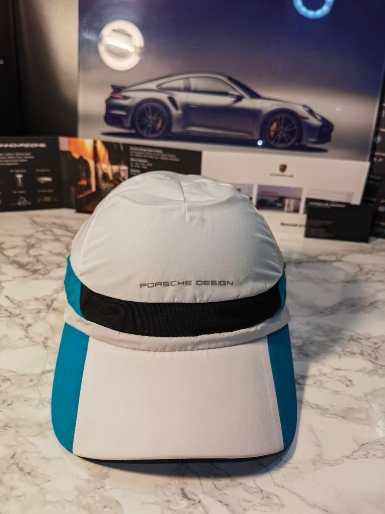 Origineel porsche design pet / porsche design cap 

Zie oo, Ophalen of Verzenden, Zo goed als nieuw