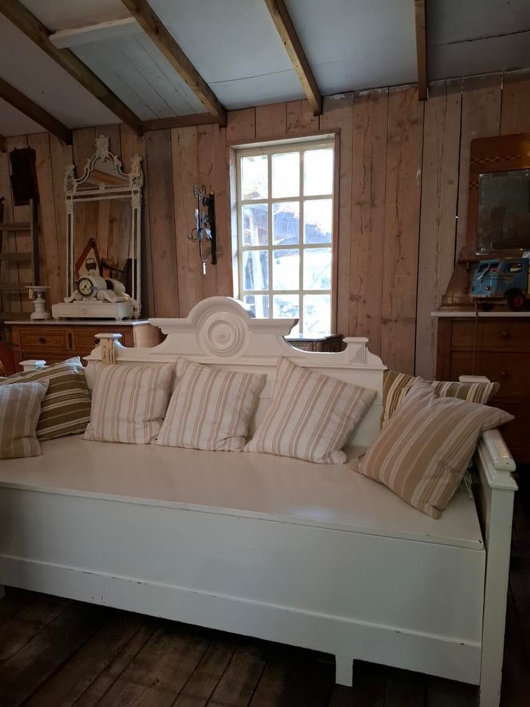 Zweeds brocante bank klepbank slaapbank bedbank, Ophalen