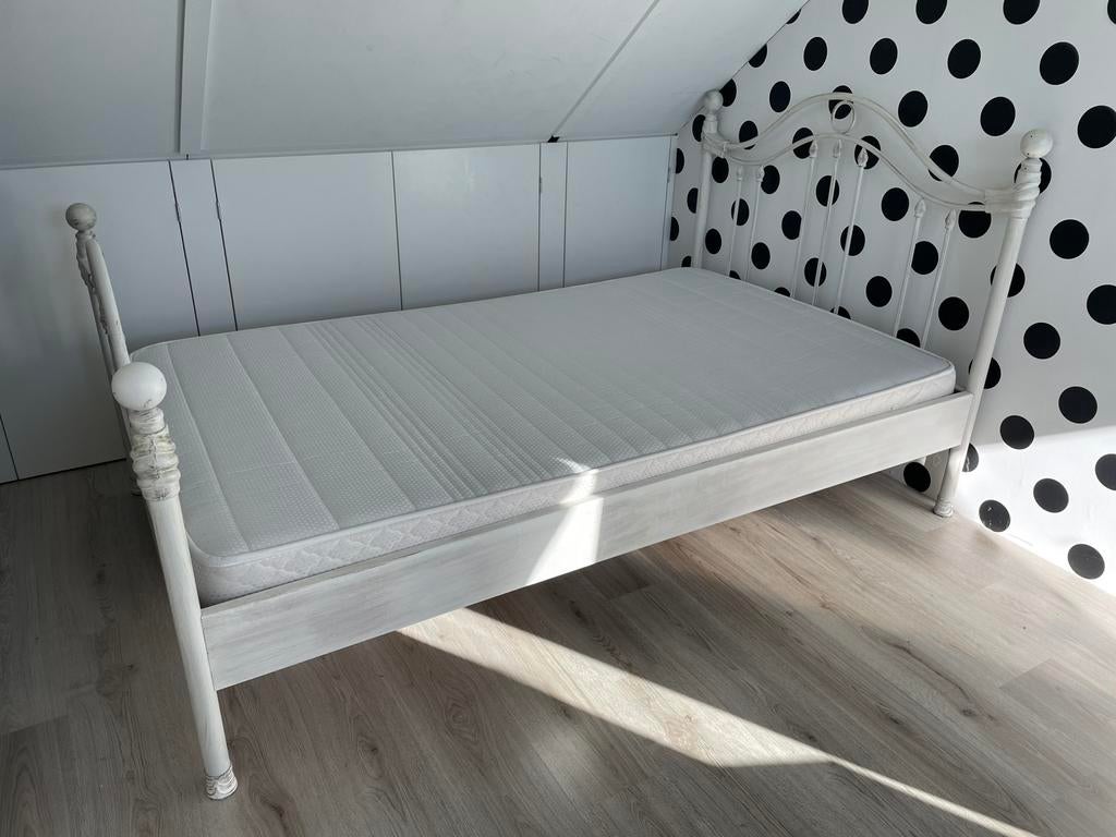 Leuke meiden tweepersoonsbed te koop!, Ophalen, Wit, Tweepersoons, Zo goed als nieuw