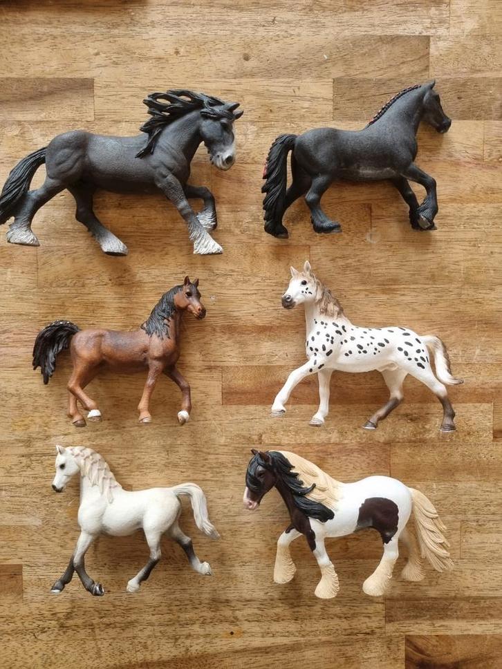 18 schleich paardjes: 90 euro voor alle 18 5,50 per stuk, Verzamelen, Dierenverzamelingen, Zo goed als nieuw, Beeldje of Figuurtje