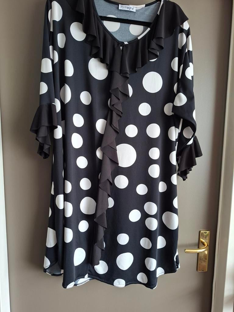 MAGNA TUNIEK MAAT 56 58, Kleding | Dames, Grote Maten, Ophalen of Verzenden, Zo goed als nieuw, Zwart, Blouse of Tuniek