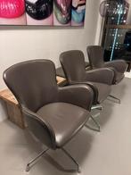 Grijs leren stoelen met chroom onderstel, Huis en Inrichting, Stoelen, Ophalen, Gebruikt, Drie, Leer