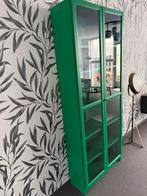 Groene vitrinekast met glazen deuren, Ophalen, 50 tot 100 cm, Zo goed als nieuw, Metaal