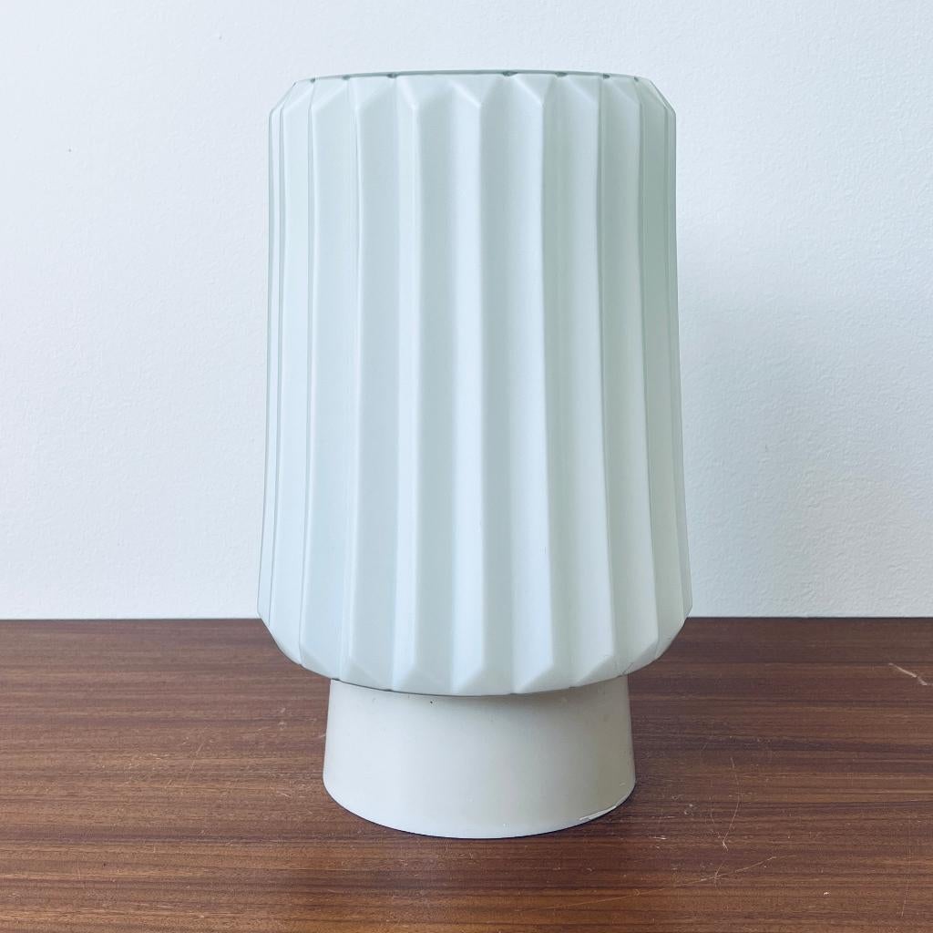 Philips geribbelde witte plafondlamp met niko houder, Ophalen of Verzenden