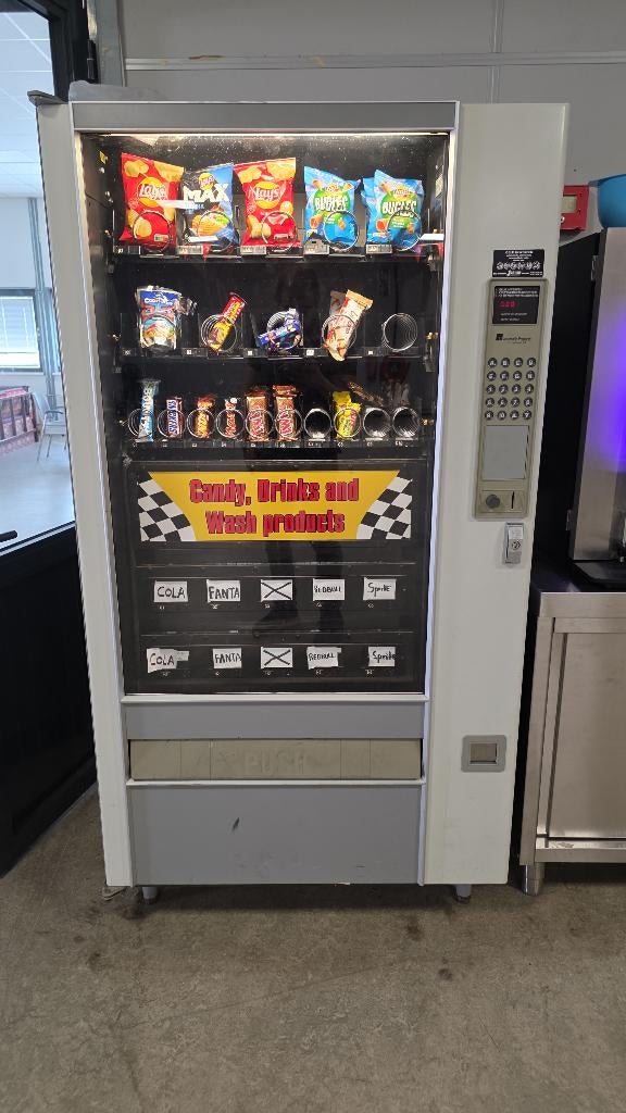 Gebruikte Frisdrank/ snoep automaat, Ophalen, Gebruikt