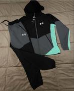 Under Armour Trainingspak - Nieuw, Maat 52/54 (L), Zwart, Nieuw, Ophalen of Verzenden