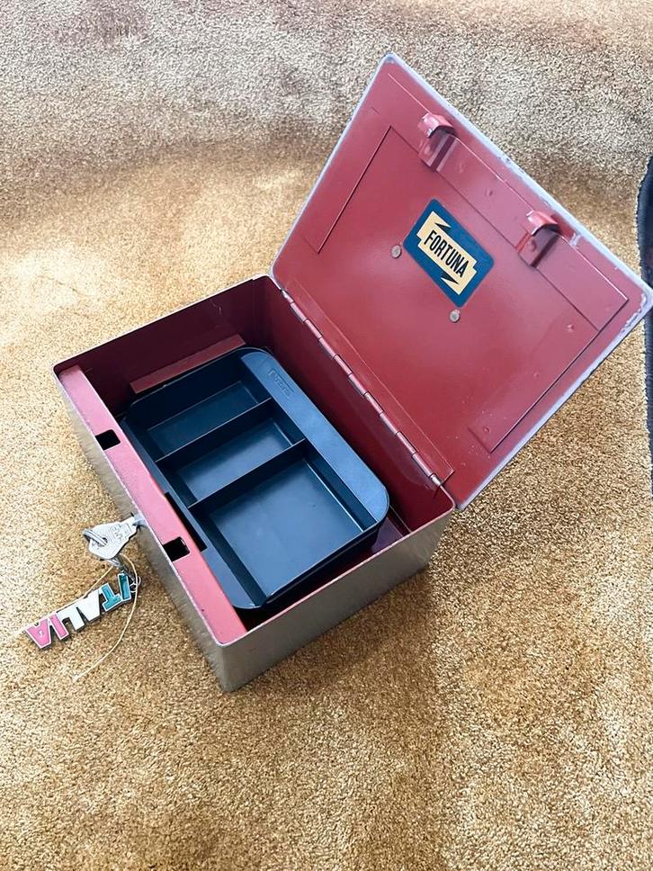 Vintage Fortuna Geldkistje met Sleutel, Huis en Inrichting, Woonaccessoires | Kisten, Gebruikt, Minder dan 50 cm, Metaal, Ophalen of Verzenden