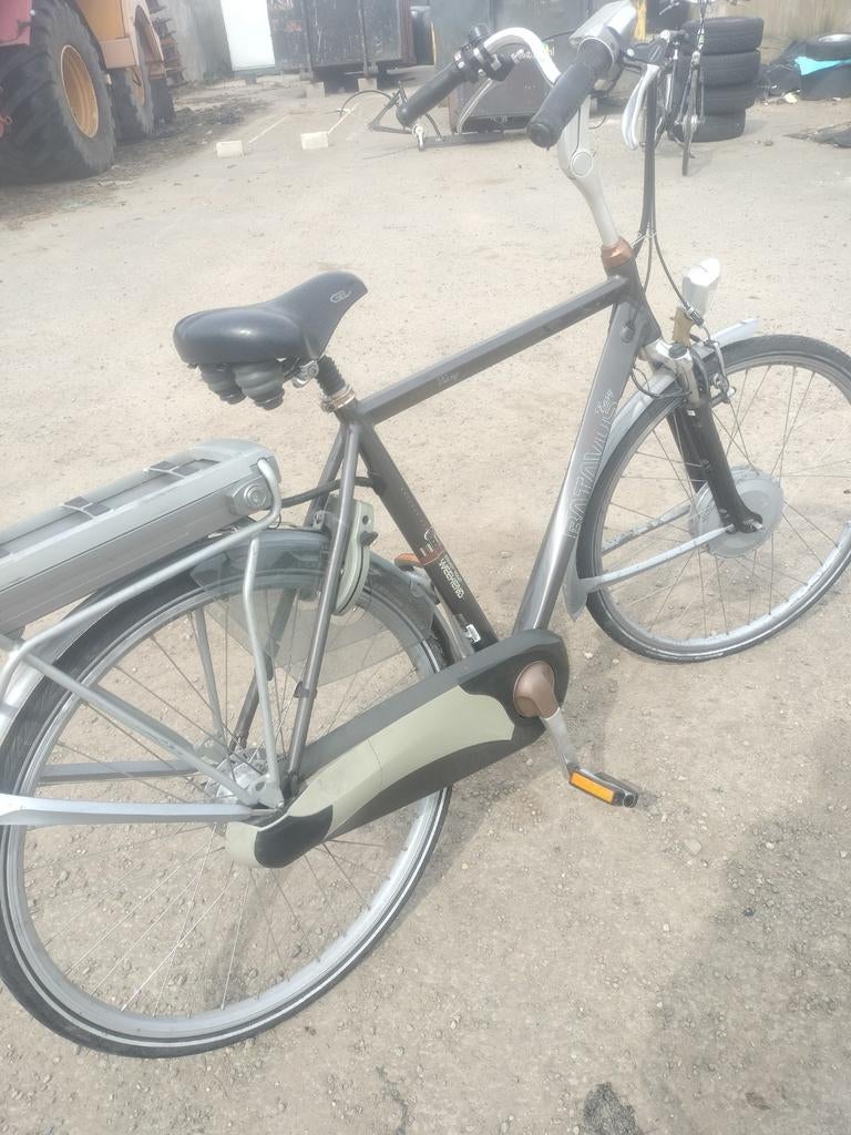 Batavus elektrische herenfiets met oplader, Ophalen of Verzenden, Gebruikt, Batavus