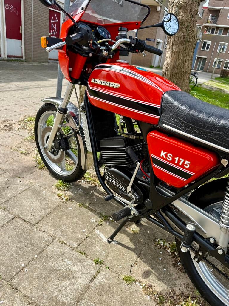 Zundapp ks 175 watercooled origineel Nederlands geleverd, Fietsen en Brommers, Brommers | Zundapp, Ophalen, Overige modellen, Zo goed als nieuw