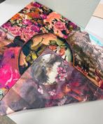 Prachtige Mode Sjaal Bloemen, Beiers & Berglandschap – 88 cm, Kleding | Dames, Mutsen, Sjaals en Handschoenen, Ophalen of Verzenden