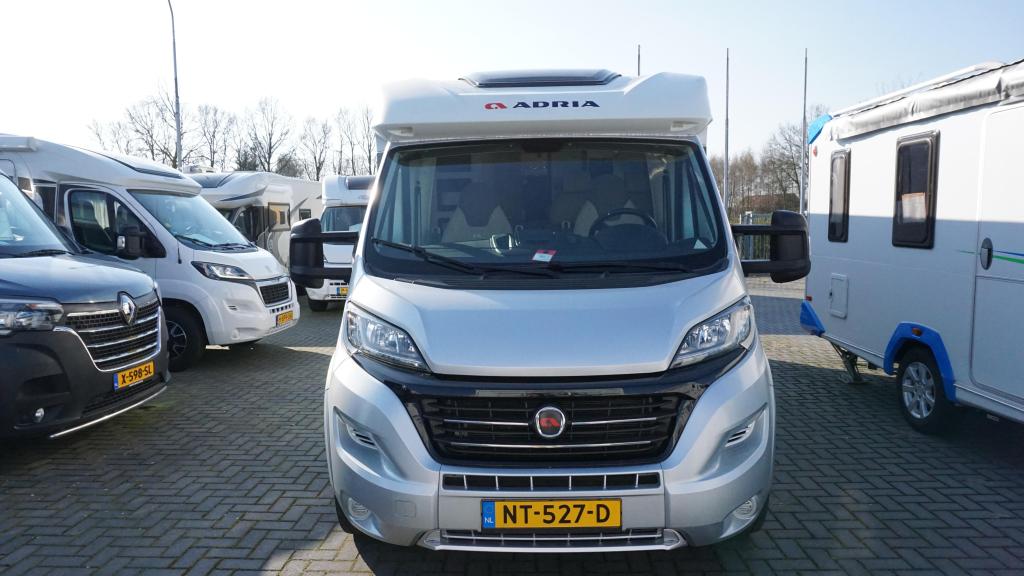 Adria Coral Plus 600 SL Automaat, Automaat, Ringverwarming, Bedrijf, Tot en met 3