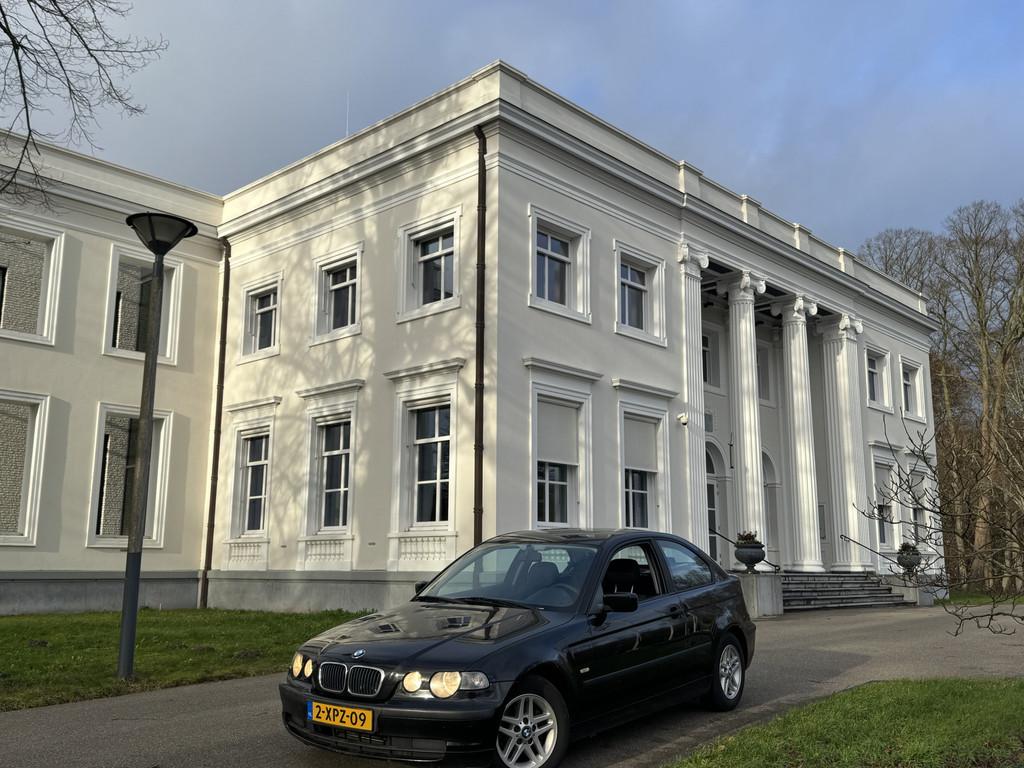 BMW 3 Serie Compact 316ti E46 AIRCO, YOUNGTIMER (bj 2002), Auto's, BMW, 4 cilinders, 14 km/l, Bedrijf, Handgeschakeld