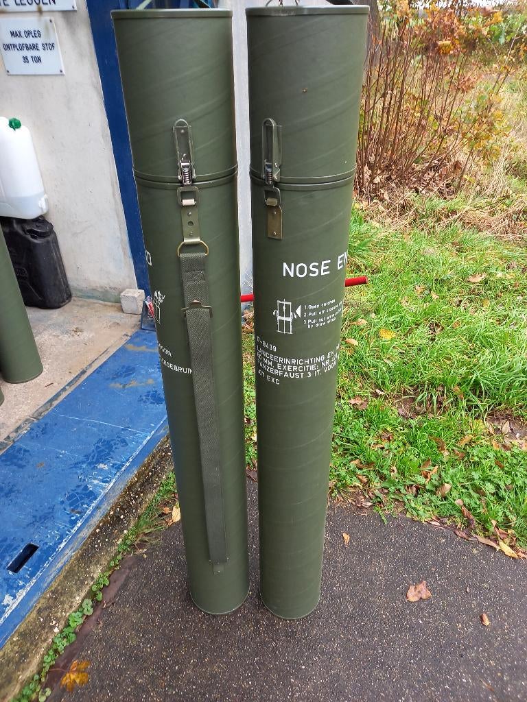 Transportkoker PANZERFAUST antitankwapen leger, Ophalen, Landmacht, Nederland