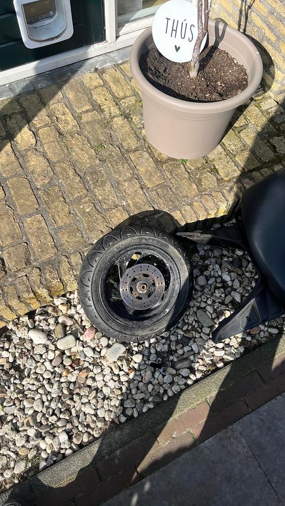 Peugeot zentih onderdelen!!, Fietsen en Brommers, Brommeronderdelen | Scooters, Ophalen of Verzenden, Gebruikt, Tank, Peugeot