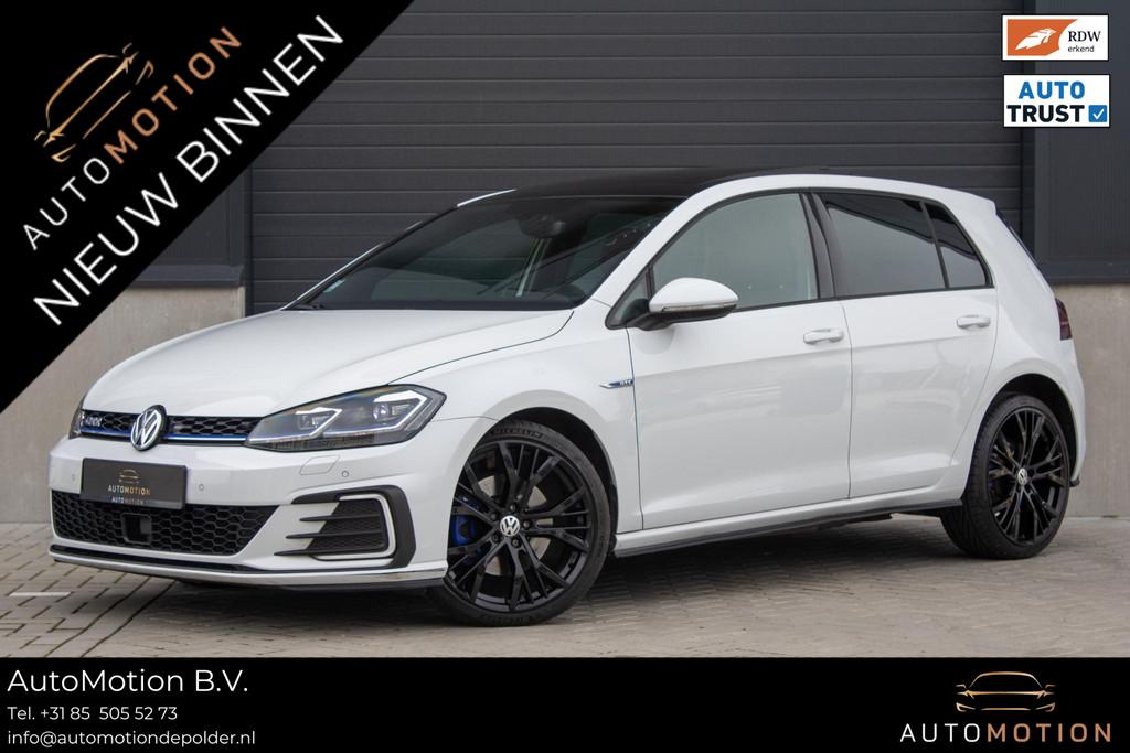 Volkswagen Golf 7.5 1.4 TSI PHEV GTE PANO STOELVERWARMING CA, Auto's, Stof, Gebruikt, 4 cilinders, Met garantie (alle)