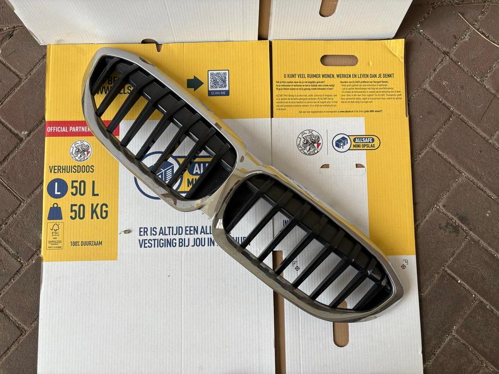Originele (OEM) BMW G20 Grille - 330e (2020), Auto-onderdelen, Carrosserie en Plaatwerk, Gebruikt, Voor, Ophalen of Verzenden